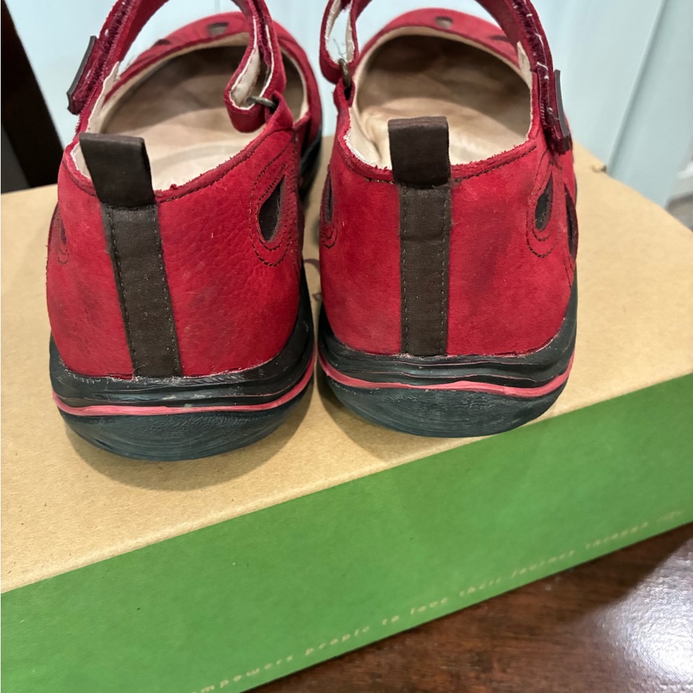 Jambu Women's Scarlet Mary Jane Flats - Picture 4 of 8